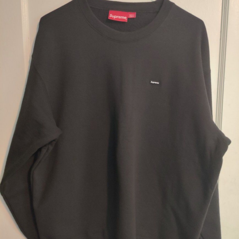 Supreme small box crewneck sweatshirt